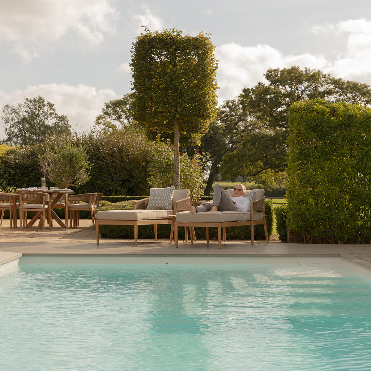 Maze Porto Sandstone Outdoor Double Sunlounger Set